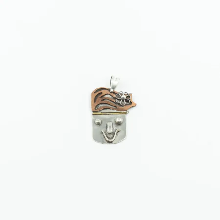 Yüzümde Çiçek Açtı